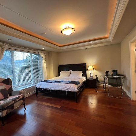 Lucky Suite, Two-Bedroom Suite With Independent Entrance In Richmond Close To Yvr Zewnętrze zdjęcie