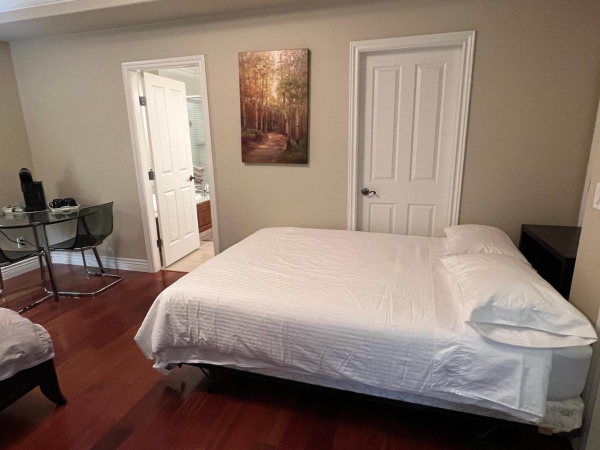 Lucky Suite, Two-Bedroom Suite With Independent Entrance In Richmond Close To Yvr Zewnętrze zdjęcie